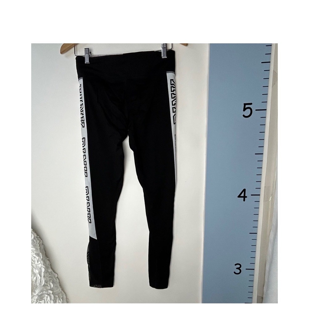 Pink Victoria's Secret Ultimate Black/White Leggings S/P Gorpcore Yoga